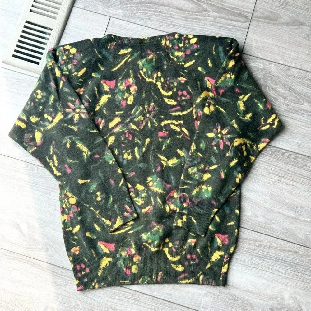 Vintage Alison H. 80s Art Print Wool Angora Blend Sweater Made in Hong Kong